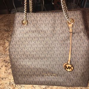 New Michael Kors purse